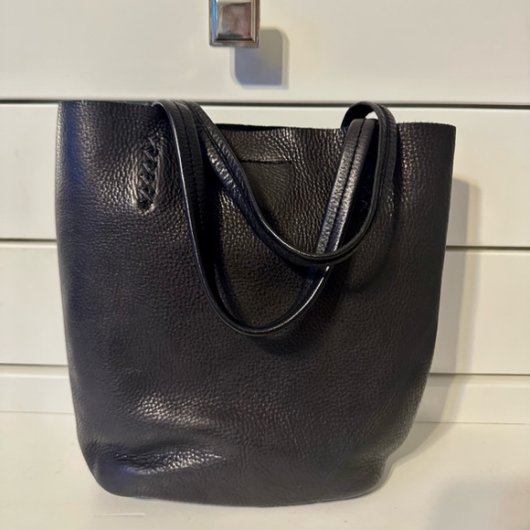 🌈🥳HP Free People Black Leather Boho Bag Has Crossbody Strap + Coin Purse. NWOT - Picture 2 of 4